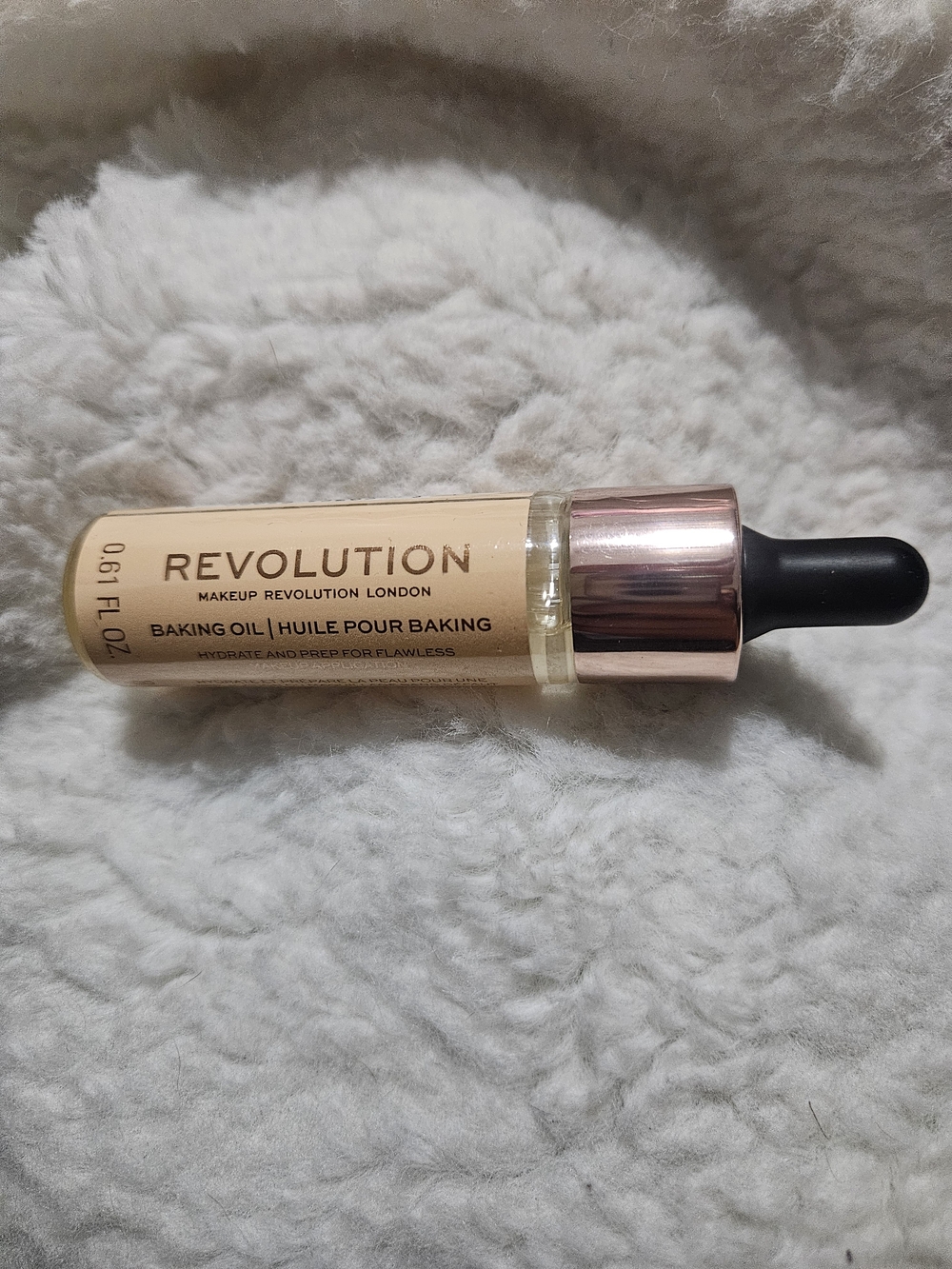 Makeup Revolution Baking Oil Hydrating Makeup Primer 18ml